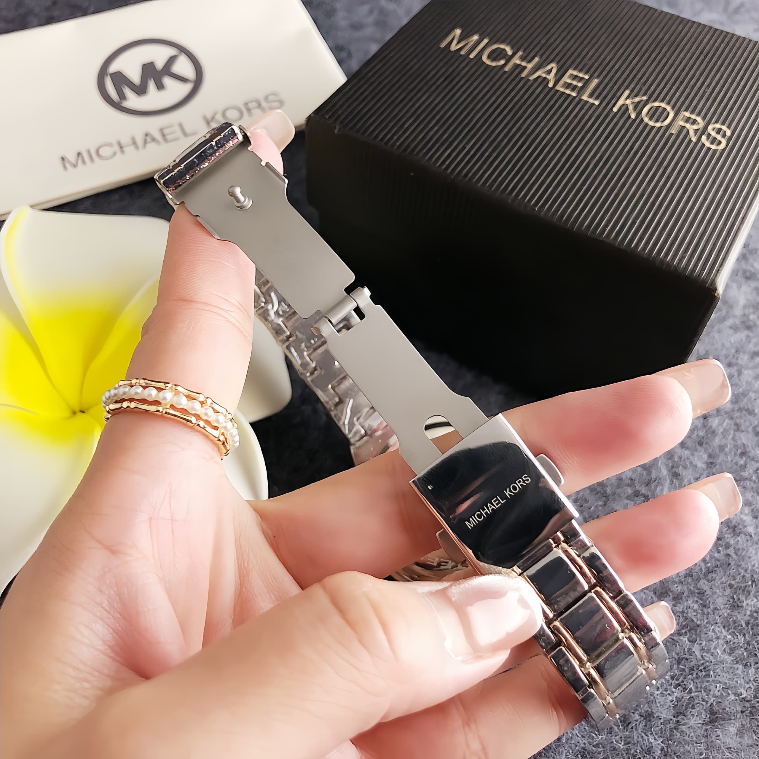 Brand new Michael Kors women's - Women Bags Mk review and price